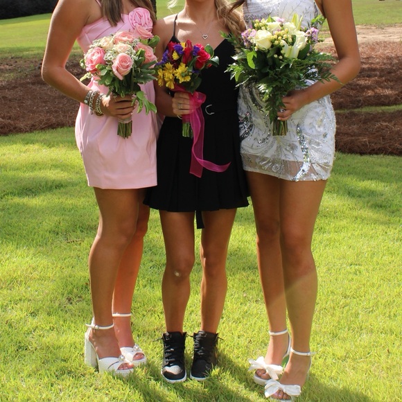 BLAIR BELTED ROMPER ( only worn once - Picture 6 of 8